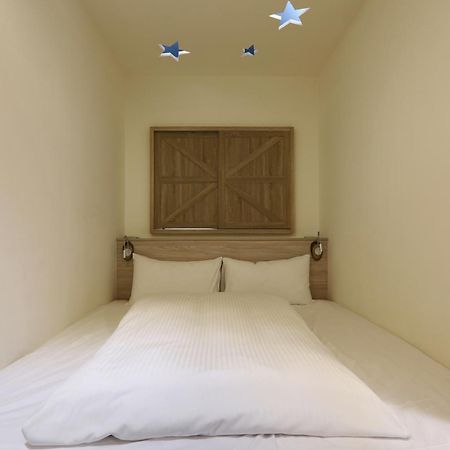Mini Hotels Тайчжун Екстер'єр фото