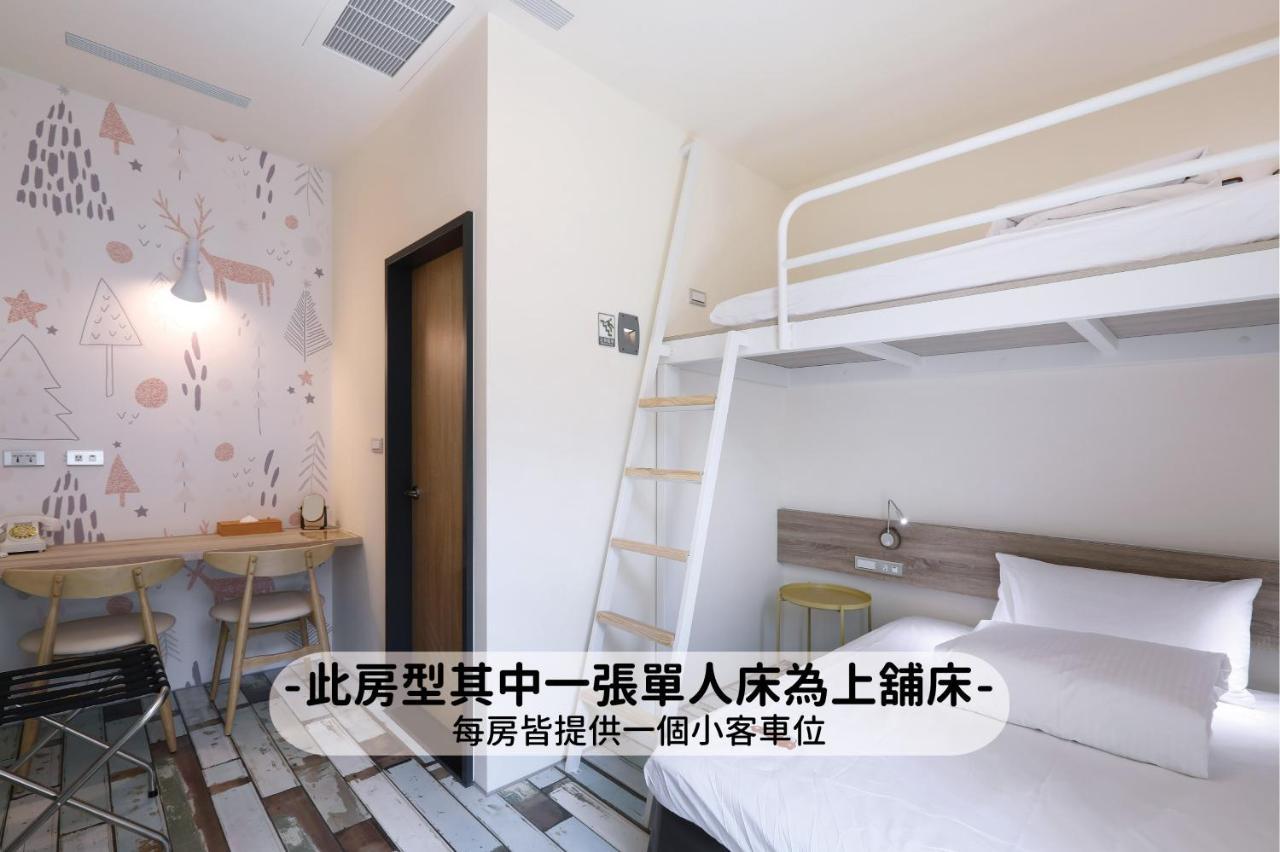 Mini Hotels Тайчжун Екстер'єр фото