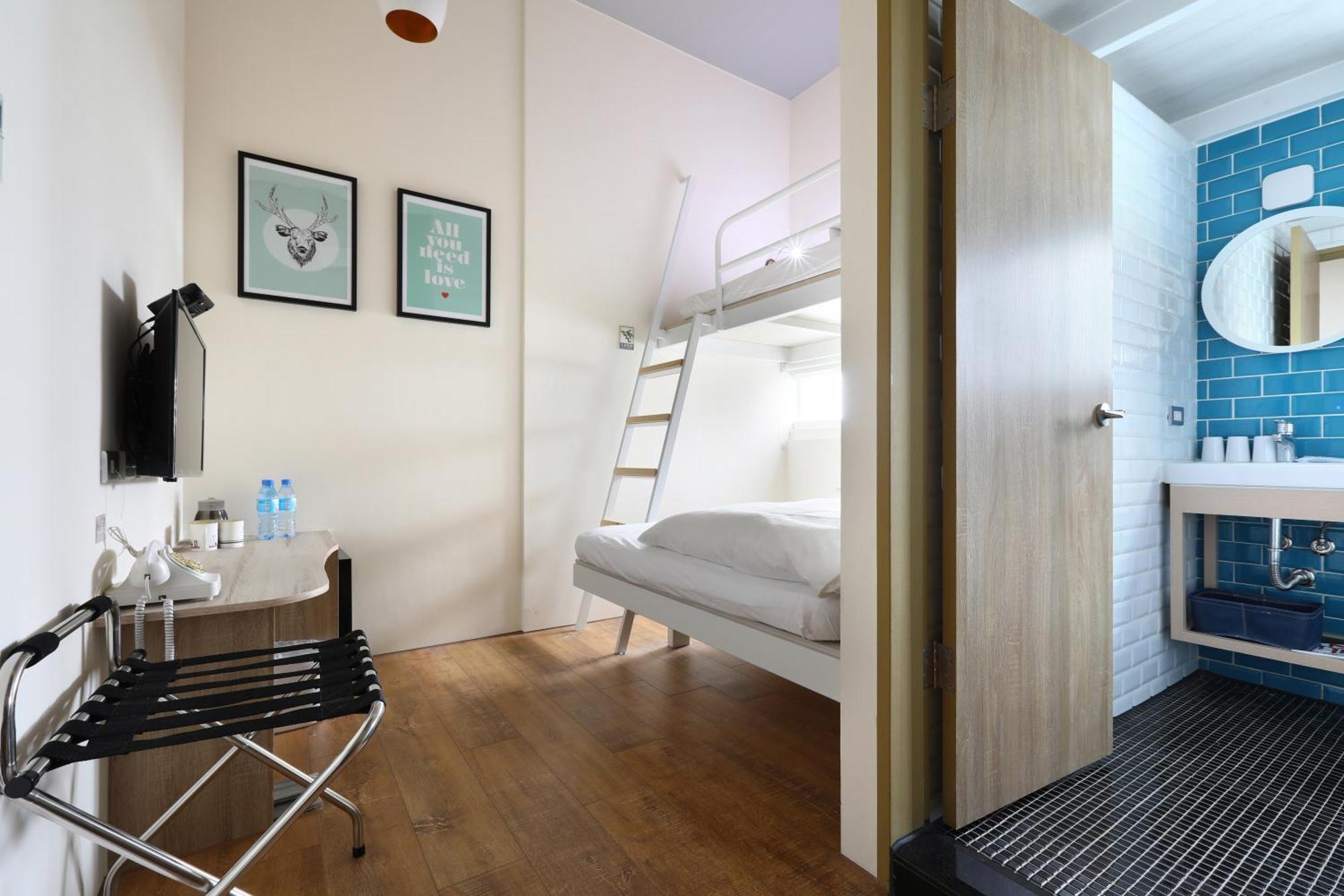 Mini Hotels Тайчжун Екстер'єр фото